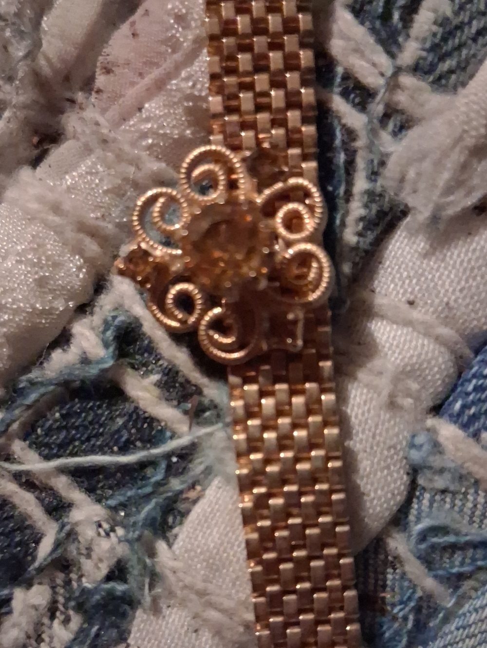 Gold Colored Choaker - Picture 2 of 5